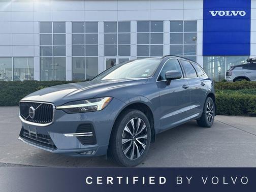 Thunder Grey Metallic 2023 Volvo XC60 B5 Core