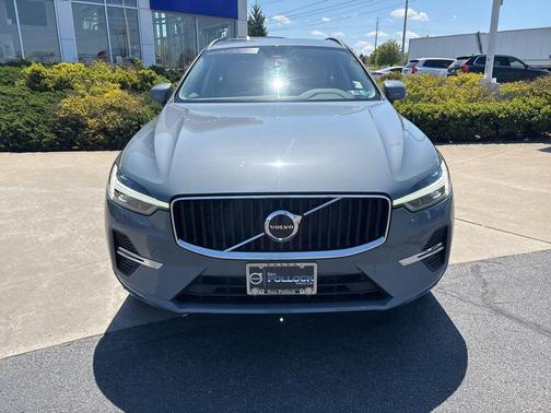Thunder Grey Metallic 2023 Volvo XC60 B5 Core