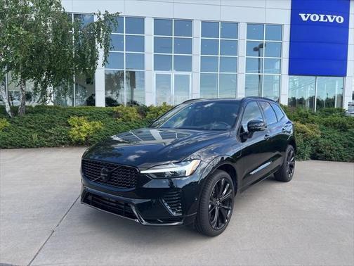 2024 Volvo XC60 Recharge Plug-In Hybrid T8 Ultimate Black Edition