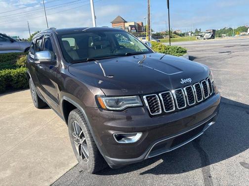 Luxury Brown Pearlcoat 2017 Jeep Grand Cherokee Limited