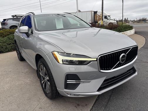 2023 Volvo XC60 B5 Core