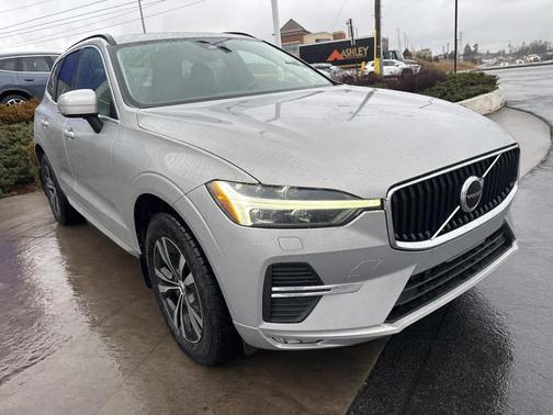 2023 Volvo XC60 B5 Core