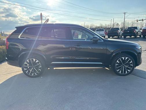 Onyx Black Metallic 2026 Volvo XC90 Plus, B6 AWD Gas (mild hybrid), Gasoline, Bright, 7 Seats