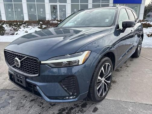 2025 Volvo XC60 B5 Plus