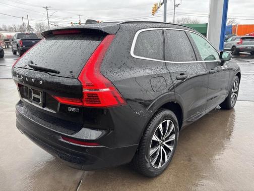 2023 Volvo XC60 B5 Core
