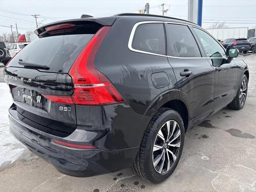 2023 Volvo XC60 B5 Core
