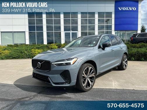 Thunder Grey Metallic 2023 Volvo XC60 B5 Ultimate Dark Theme