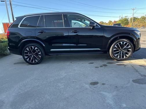2026 Volvo XC90 B6 Plus 7-Seater