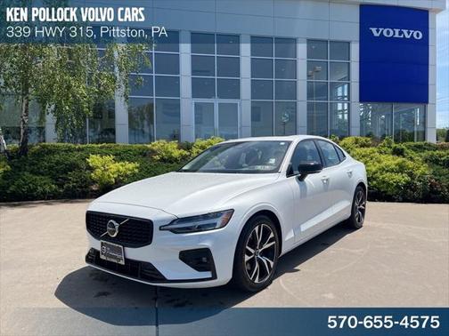 2025 Volvo S60 B5 Core