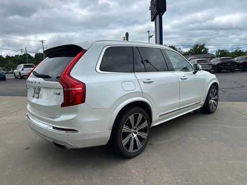 Crystal White 2020 Volvo XC90 T6 Inscription