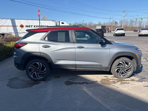 Sterling Gray Metallic 2025 Chevrolet Trailblazer RS
