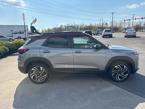 Sterling Gray Metallic 2025 Chevrolet Trailblazer RS