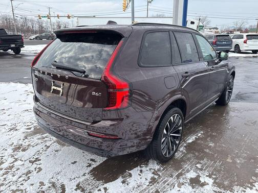 2026 Volvo XC90 Ultra Dark Theme, B6 AWD Gas (mild hybrid), Gasoline, 7 Seats