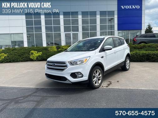 OXFORD WHITE 2019 Ford Escape SE