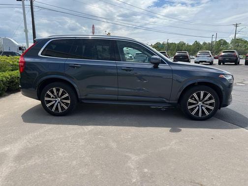 Denim Blue Metallic 2023 Volvo XC90 B5 Core