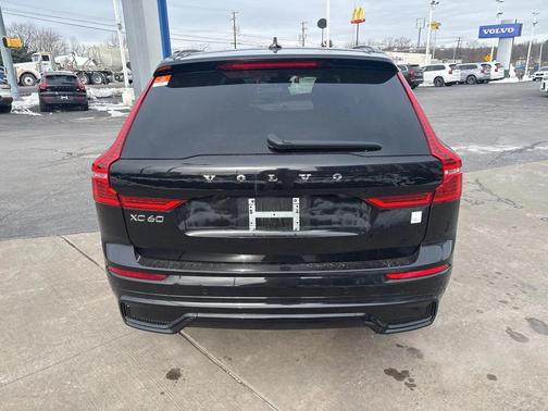 2024 Volvo XC60 Recharge Plug-In Hybrid T8 Polestar