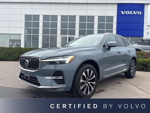 Thunder Grey Metallic 2023 Volvo XC60 B5 Plus Bright Theme