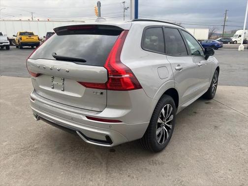 2025 Volvo XC60 B5 Core