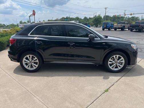 2023 Audi Q3 45 S line Premium Plus