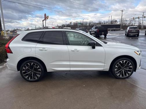 2026 Volvo XC60 Plug-In Hybrid Ultra, T8 AWD Electric/Gasoline, Dark