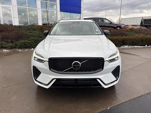 2026 Volvo XC60 Plug-In Hybrid Ultra, T8 AWD Electric/Gasoline, Dark