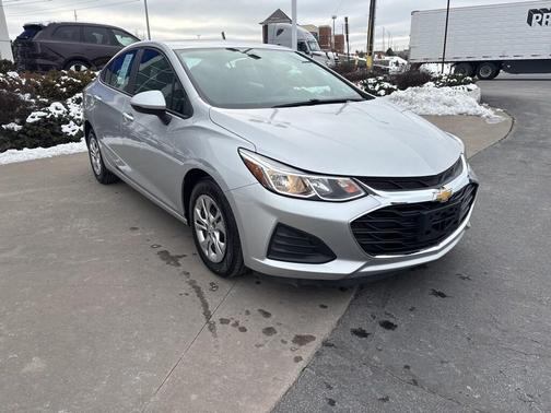 2019 Chevrolet Cruze LS