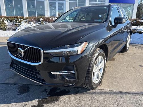 2022 Volvo XC60 B5 Momentum