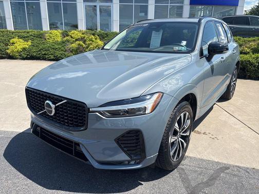 Thunder Grey Metallic 2024 Volvo XC60 B5 Core Dark Theme