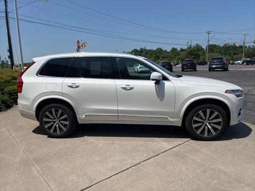 2024 Volvo XC90 B5 Core Bright Theme