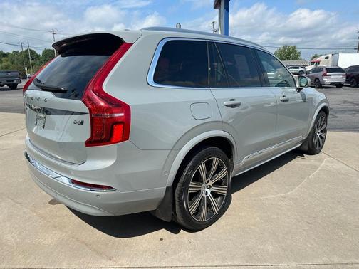 Vapour Grey Metallic 2025 Volvo XC90 B6 Ultra