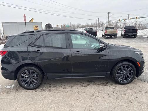 2022 Chevrolet Equinox AWD RS