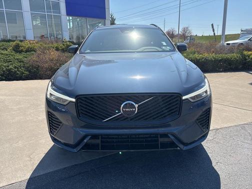 Denim Blue Metallic 2026 Volvo XC60 B5 Plus