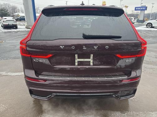 2026 Volvo XC60 B5 Plus