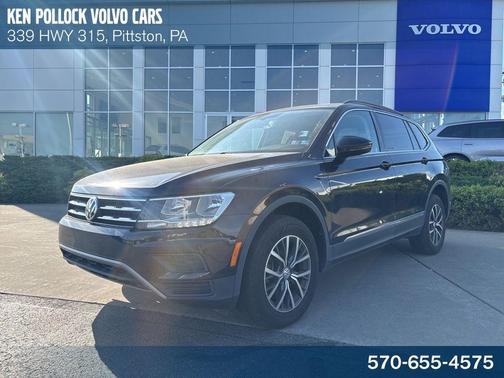 Deep Black 2020 Volkswagen Tiguan 2.0T SE