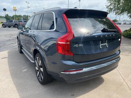 2024 Volvo XC90 Recharge Plug-In Hybrid T8 Ultimate 6-Seater