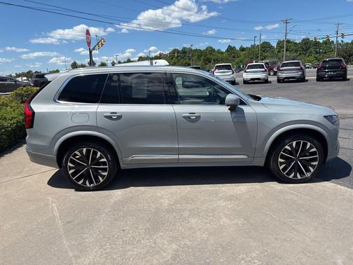 Vapour Grey Metallic 2025 Volvo XC90 B6 Plus 7-Seater