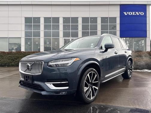2023 Volvo XC90 B6 Plus 7-Seater