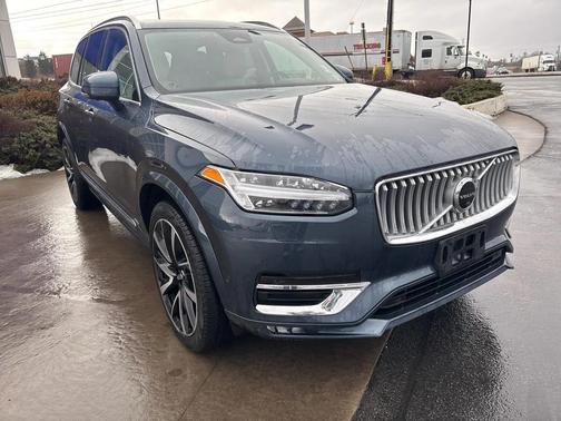2023 Volvo XC90 B6 Plus 7-Seater