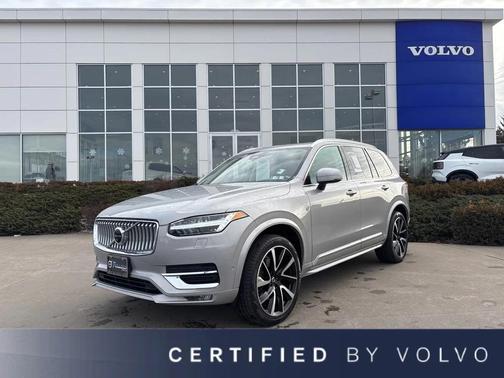 2023 Volvo XC90 B6 Plus 6-Seater
