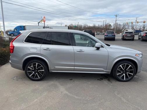 2023 Volvo XC90 B6 Plus 6-Seater