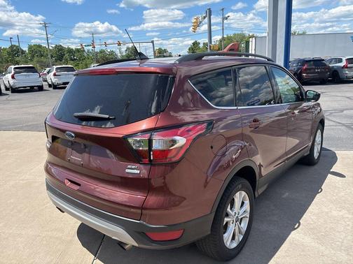 CINNAMON GLAZE METALLIC 2018 Ford Escape SEL