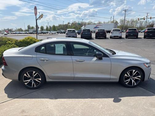 Silver Dawn Metallic 2023 Volvo S60 B5 Plus Dark Theme