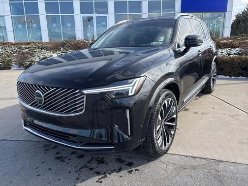 2025 Volvo XC90 B6 Plus 7-Seater