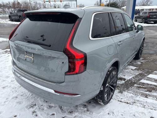 2026 Volvo XC90 B6 Plus 7-Seater