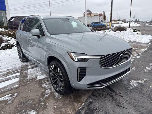 2026 Volvo XC90 B6 Plus 7-Seater