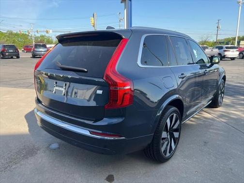 2023 Volvo XC90 Recharge Plug-In Hybrid T8 Ultimate Bright Theme 7-Seater