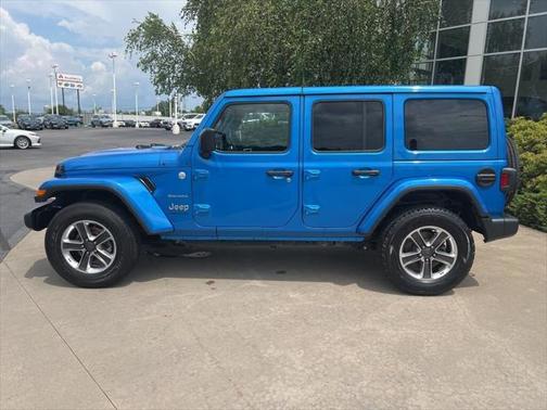 2023 Jeep Wrangler 4-Door Sahara