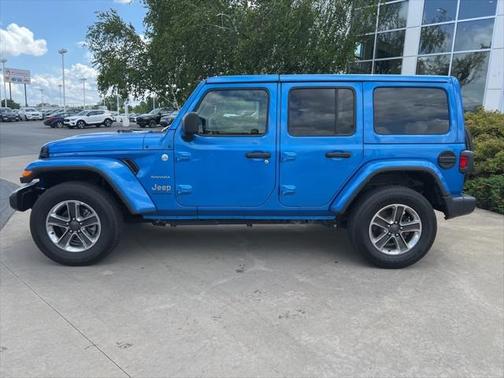 2023 Jeep Wrangler 4-Door Sahara