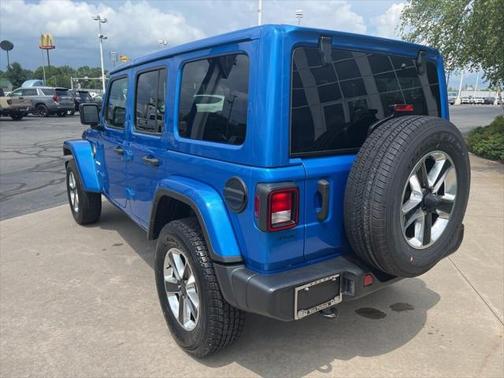 2023 Jeep Wrangler 4-Door Sahara