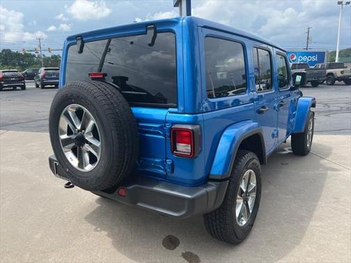 2023 Jeep Wrangler 4-Door Sahara